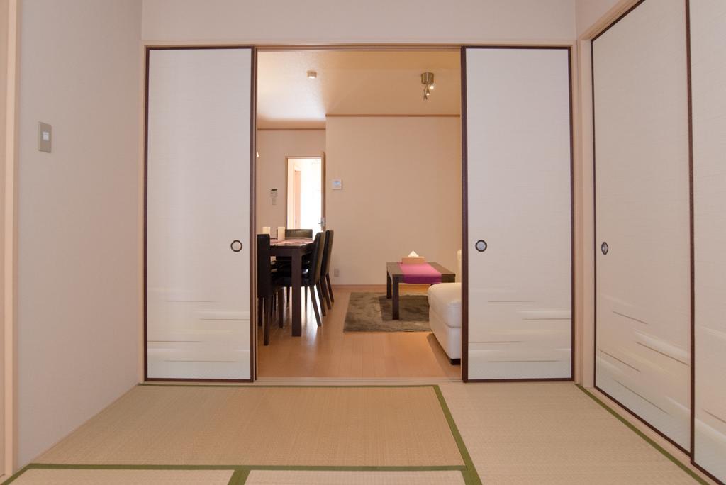 Le Machiya Kamishichiken Villa Kyoto Exterior photo