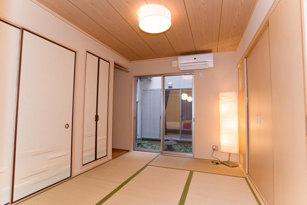 Le Machiya Kamishichiken Villa Kyoto Exterior photo